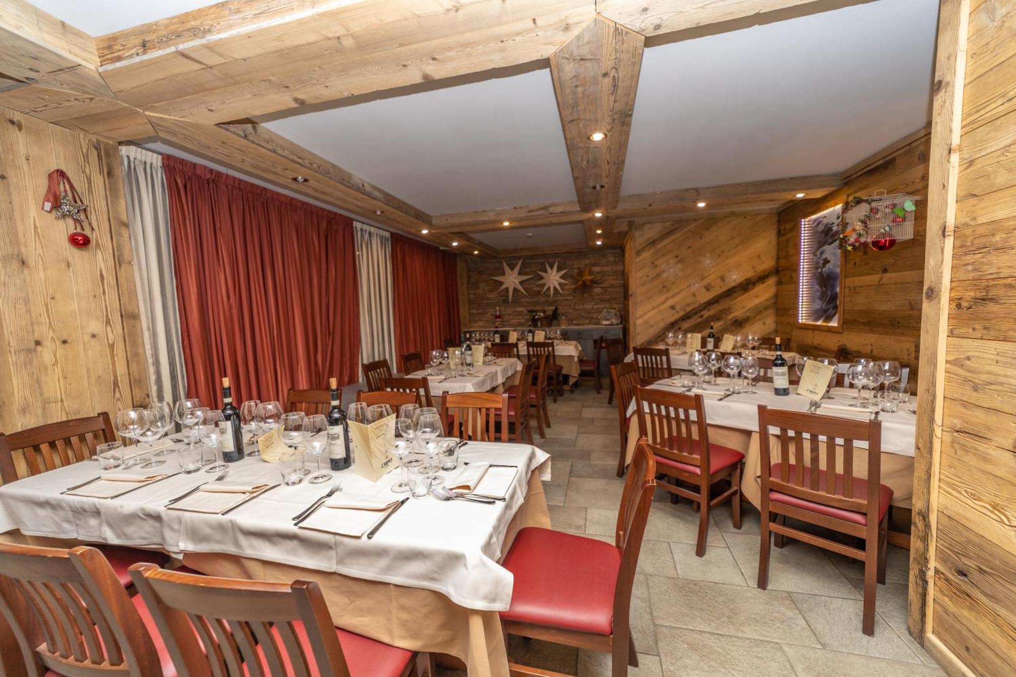 Hotiday Chalet Sestriere Vialattea Exterior photo