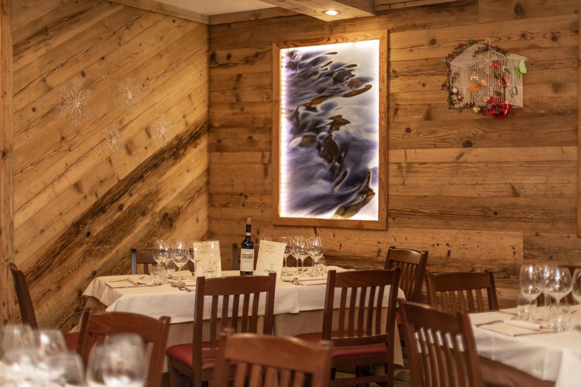 Hotiday Chalet Sestriere Vialattea Exterior photo